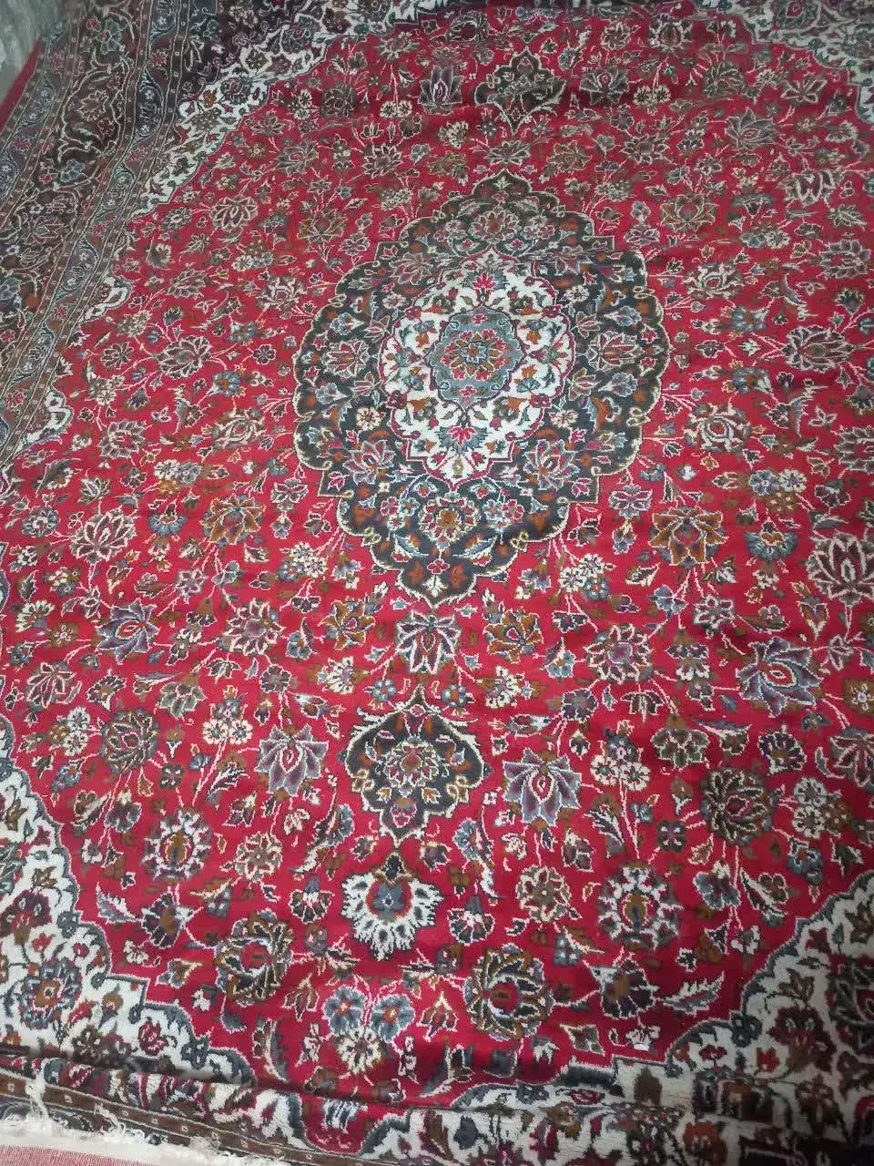 چهار عدد فرش ۱۲ متری|فرش|قم, نیروگاه|دیوار