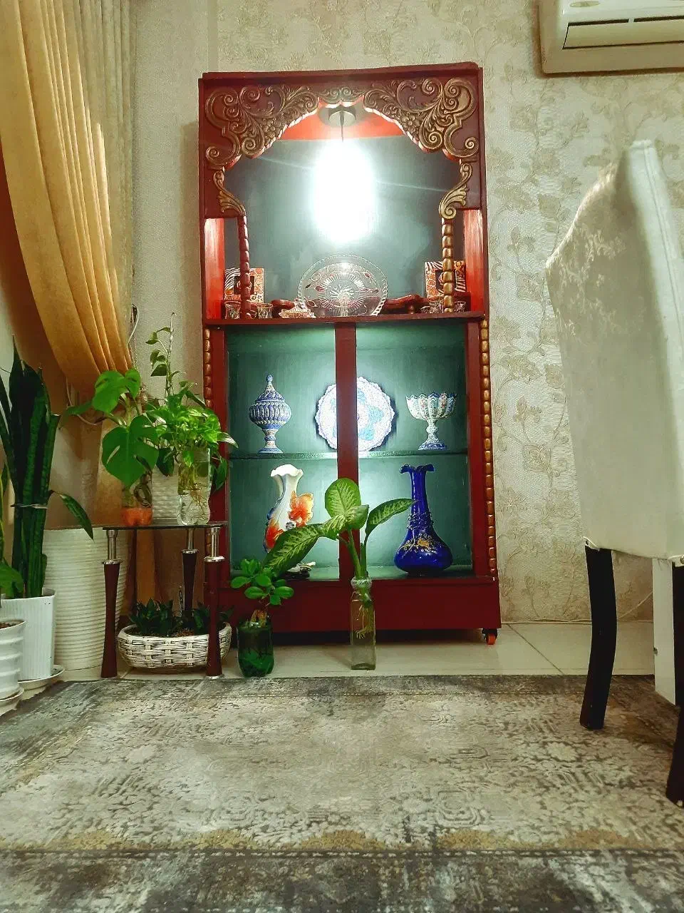 ویترین کلاسیک چوبی شهر سهند|بوفه، ویترین، کنسول|سهند, |دیوار