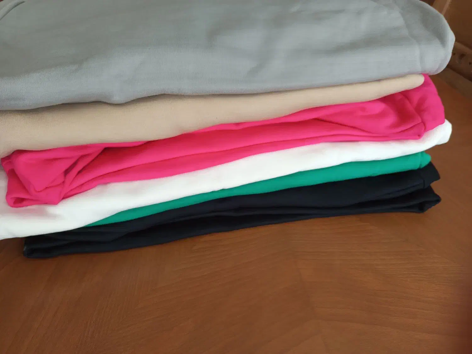 هودی های سه نخ پنبه|لباس|رودهن, |دیوار