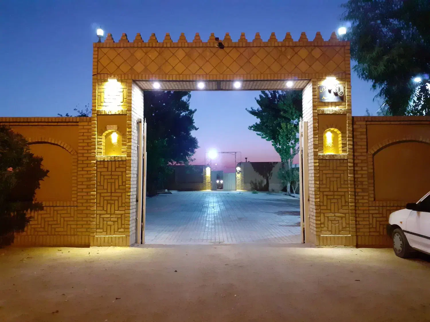 برقکشی ساختمان ،صنعتی و خورده کاری|خدمات پیشه و مهارت|کاشان, رسالت|دیوار