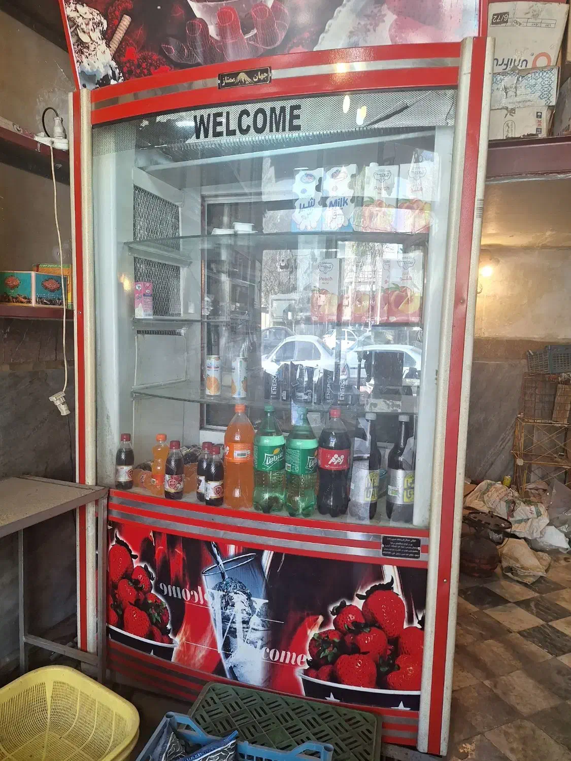 یخچال ویترینی ایستاده درحد نو|فروشگاه و مغازه|اردبیل, |دیوار