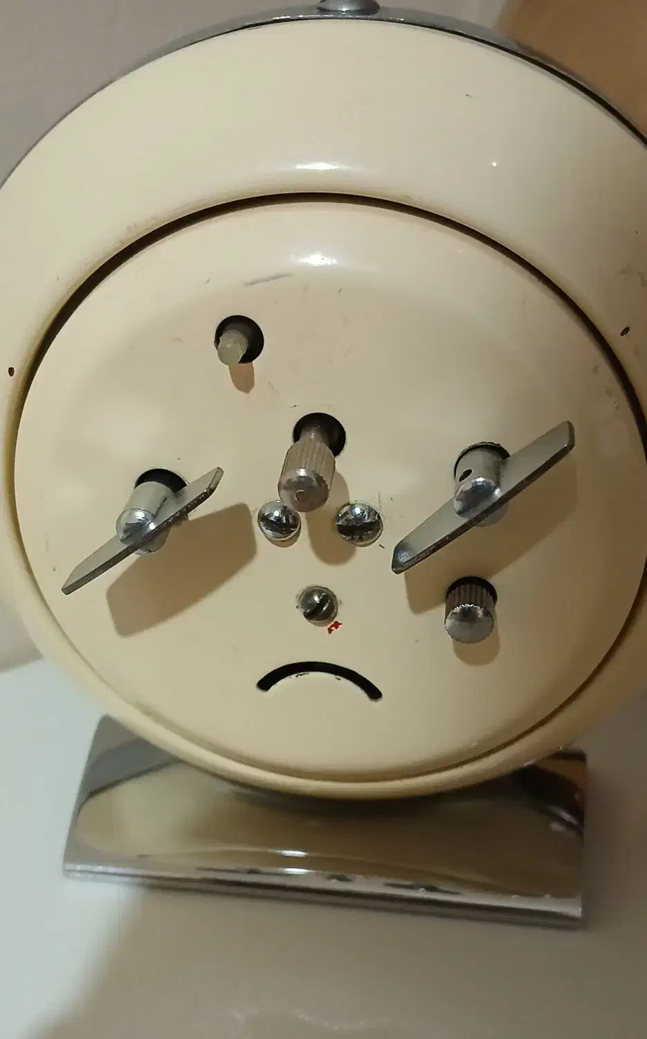 ساعت رومیزی قدیمی آنتیک|کلکسیون اشیاء عتیقه|اصفهان, بابوکان جنوبی|دیوار