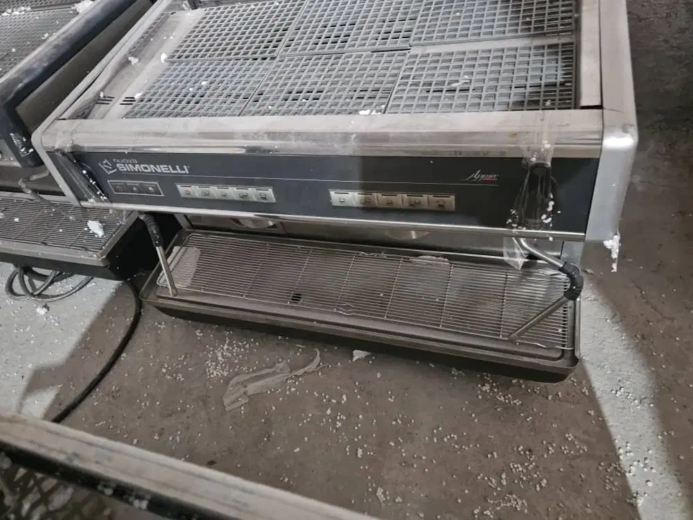 اسپرسوساز صنعتی زیر قیمت|کافیشاپ و رستوران|قائمشهر, |دیوار