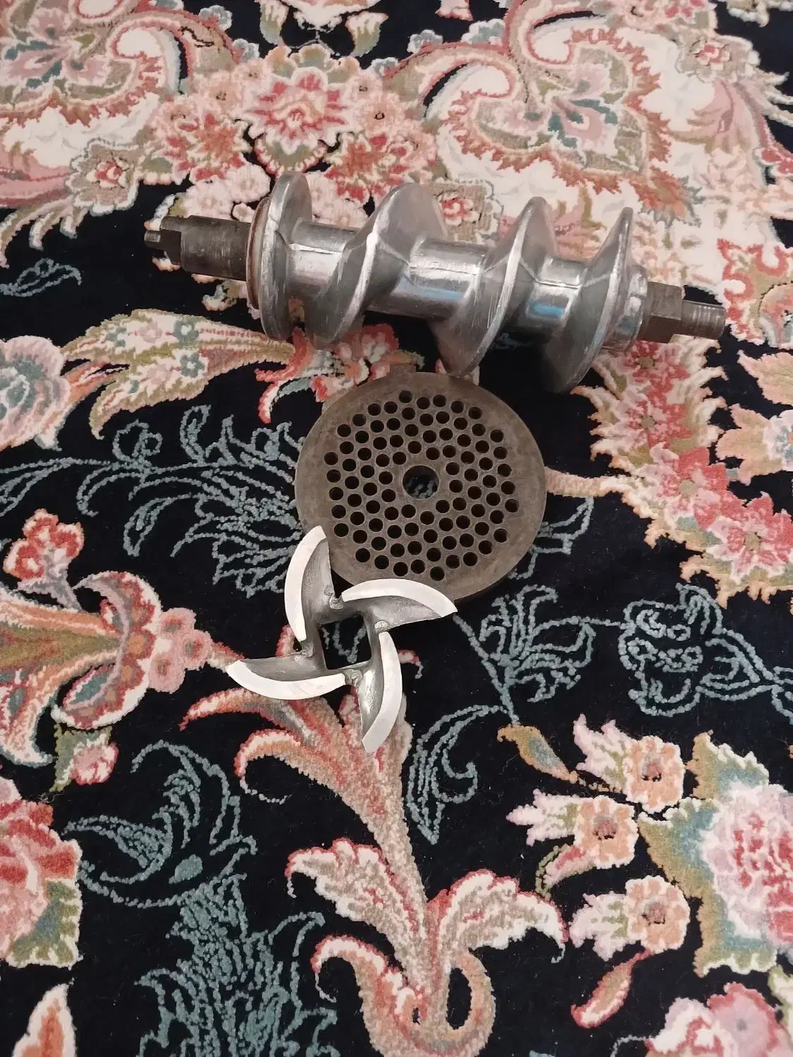 ابزار چرخ گوشت|خردکن، آسیاب، غذاساز|کرج, ساسانی (قلمستان)|دیوار