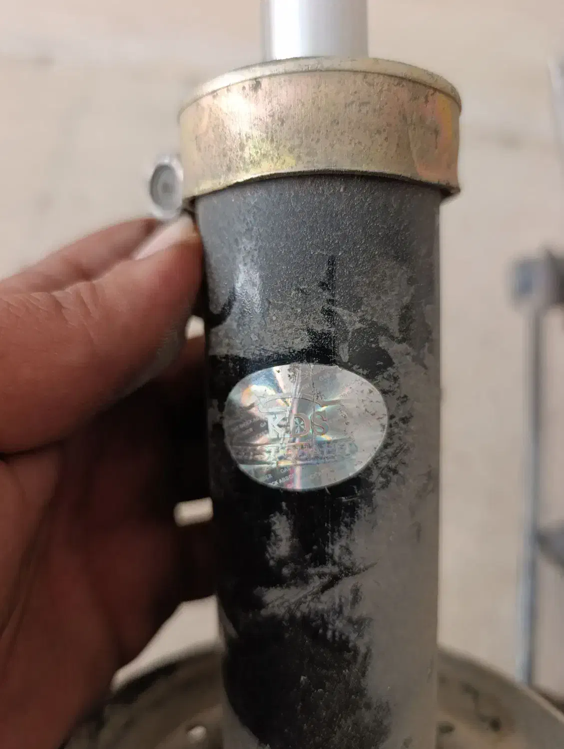 کمک فنر تیبا|قطعات یدکی و لوازم جانبی|شیراز, شاه قلی بیگی|دیوار