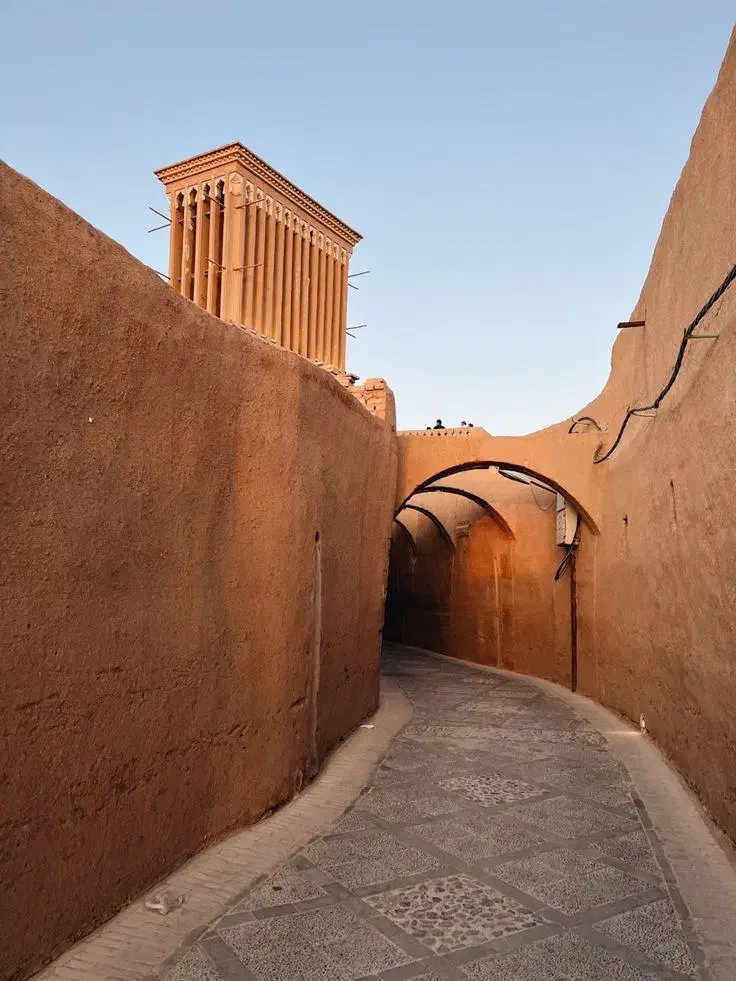 تور کویر کاراکال|تور و چارتر|قدس, شهر‌قدس|دیوار