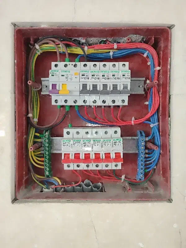 برقکار برقکشی نصب و رفع اتصالات|خدمات پیشه و مهارت|مشهد, کوی سیدی|دیوار