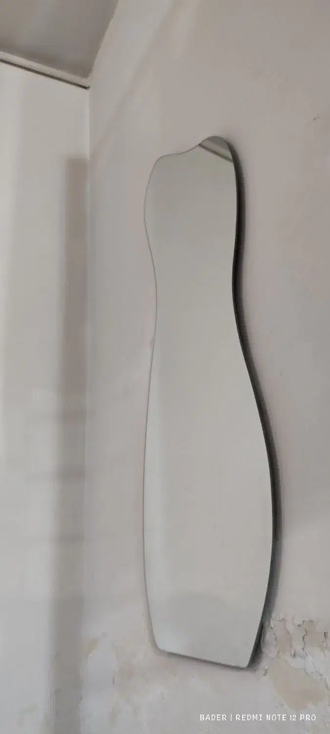 آیینه دفرمه|آینه|اراک, |دیوار