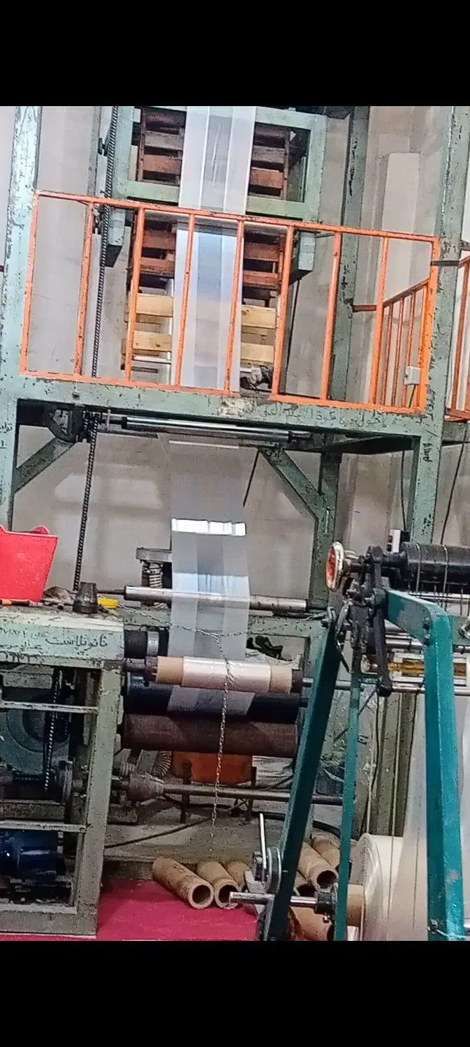 نایلون و نایلکس|ظروف نگهدارنده، پلاستیکی، یکبارمصرف|ملکان, |دیوار