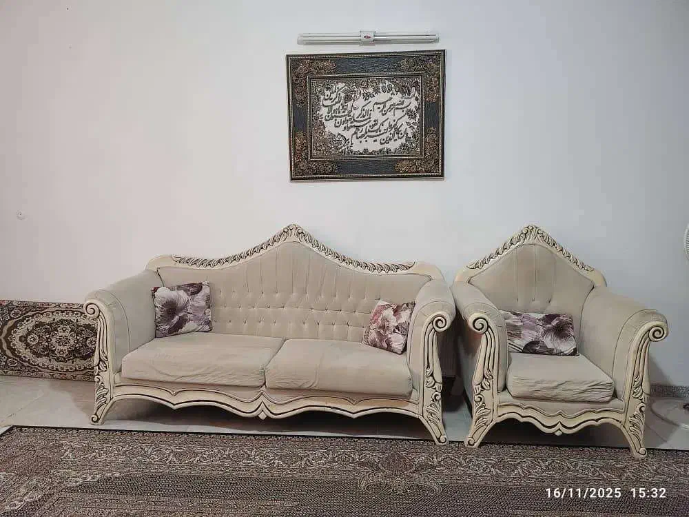 مبل هفت نفره کاملا سالم همراه با بوفه وجلومبلی|مبلمان خانگی و میز عسلی|آمل, |دیوار