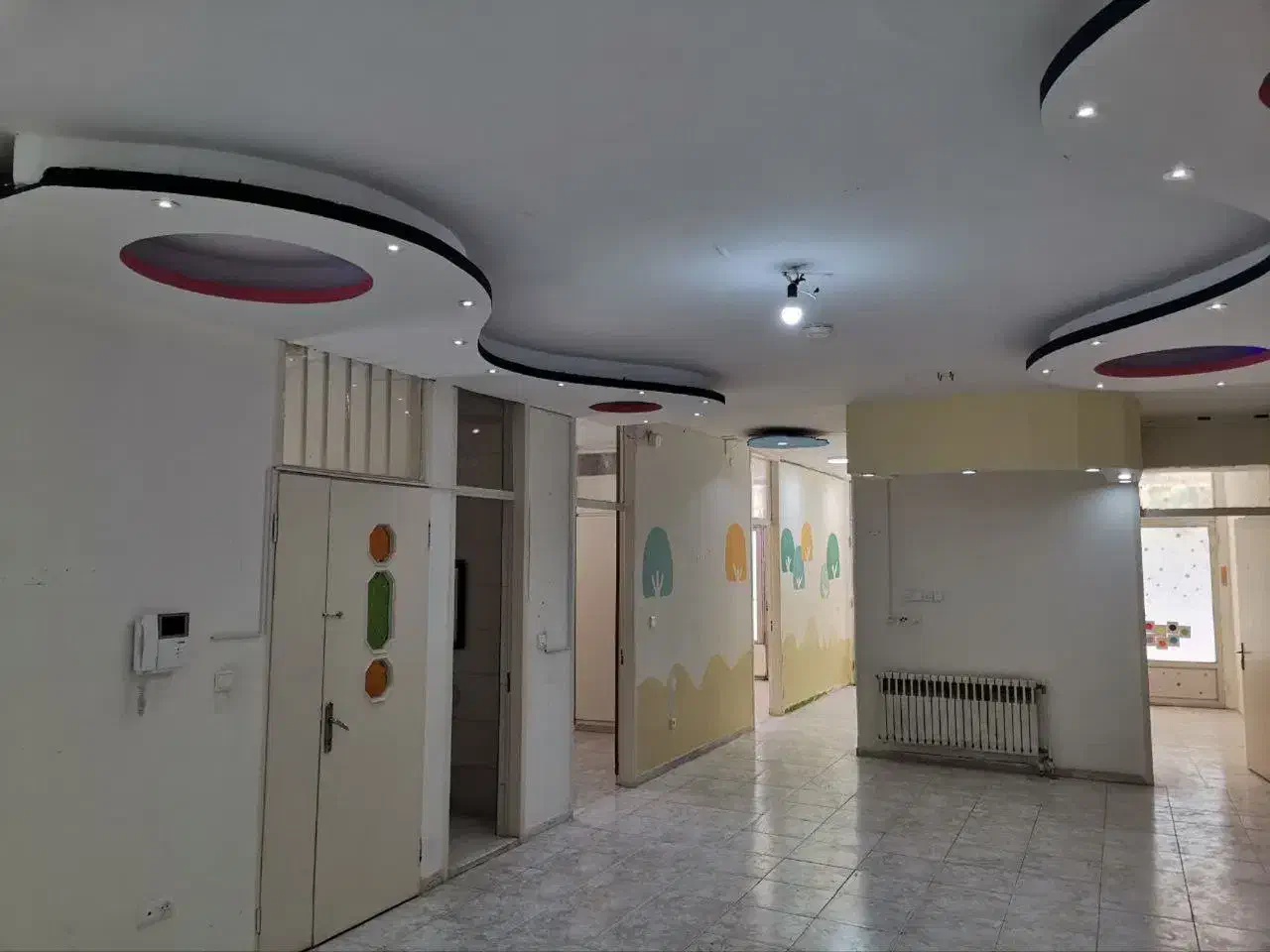 ۴۷۰ متر اداری مناسب مهدکودک و مراکز آموزشی|اجارهٔ دفتر کار، اتاق اداری، مطب|تهران, قیطریه|دیوار