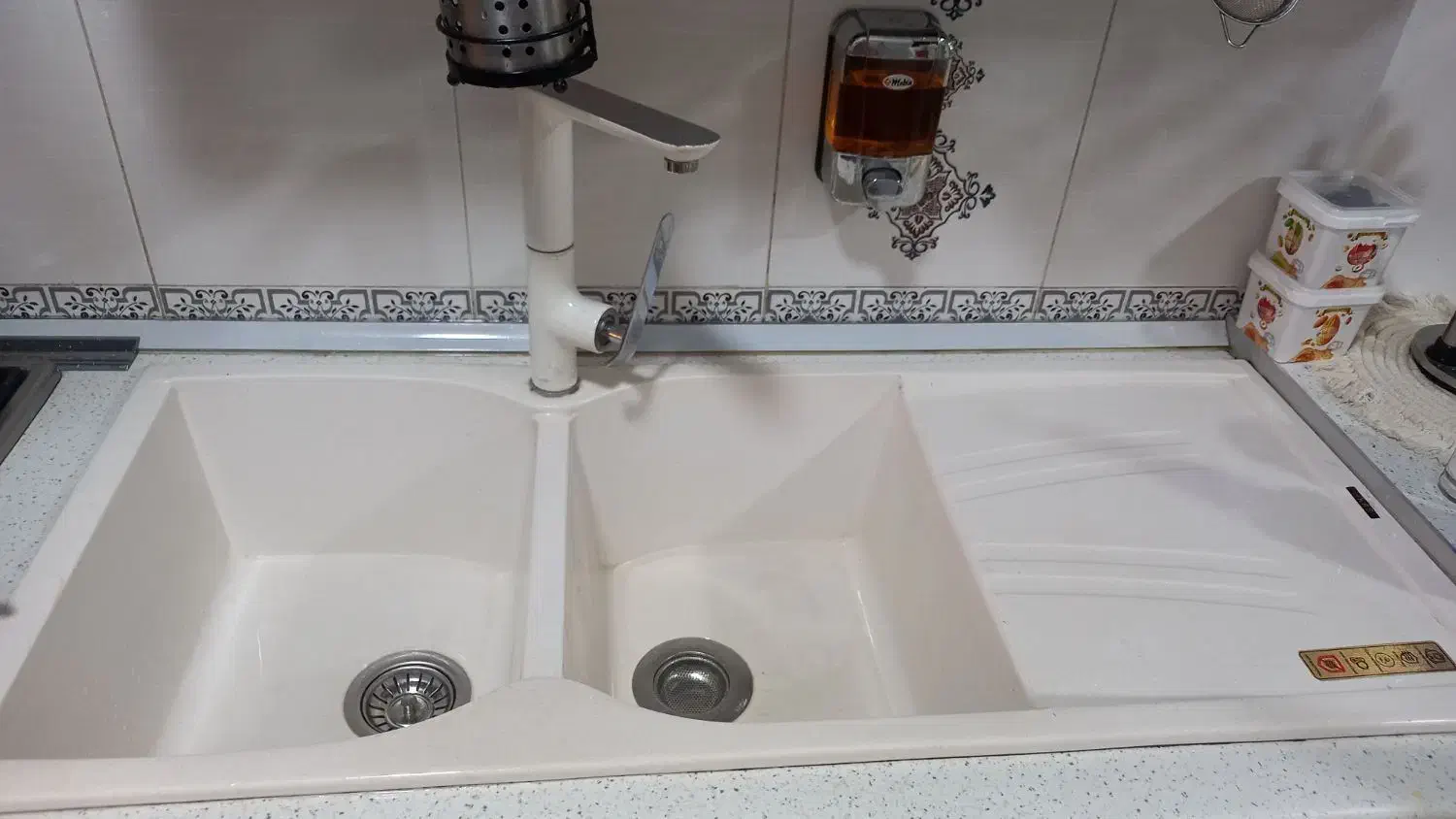 وسایل اشپزخانه شامل سینگ و شیر|مصالح و تجهیزات ساختمان|رشت, معلولین|دیوار