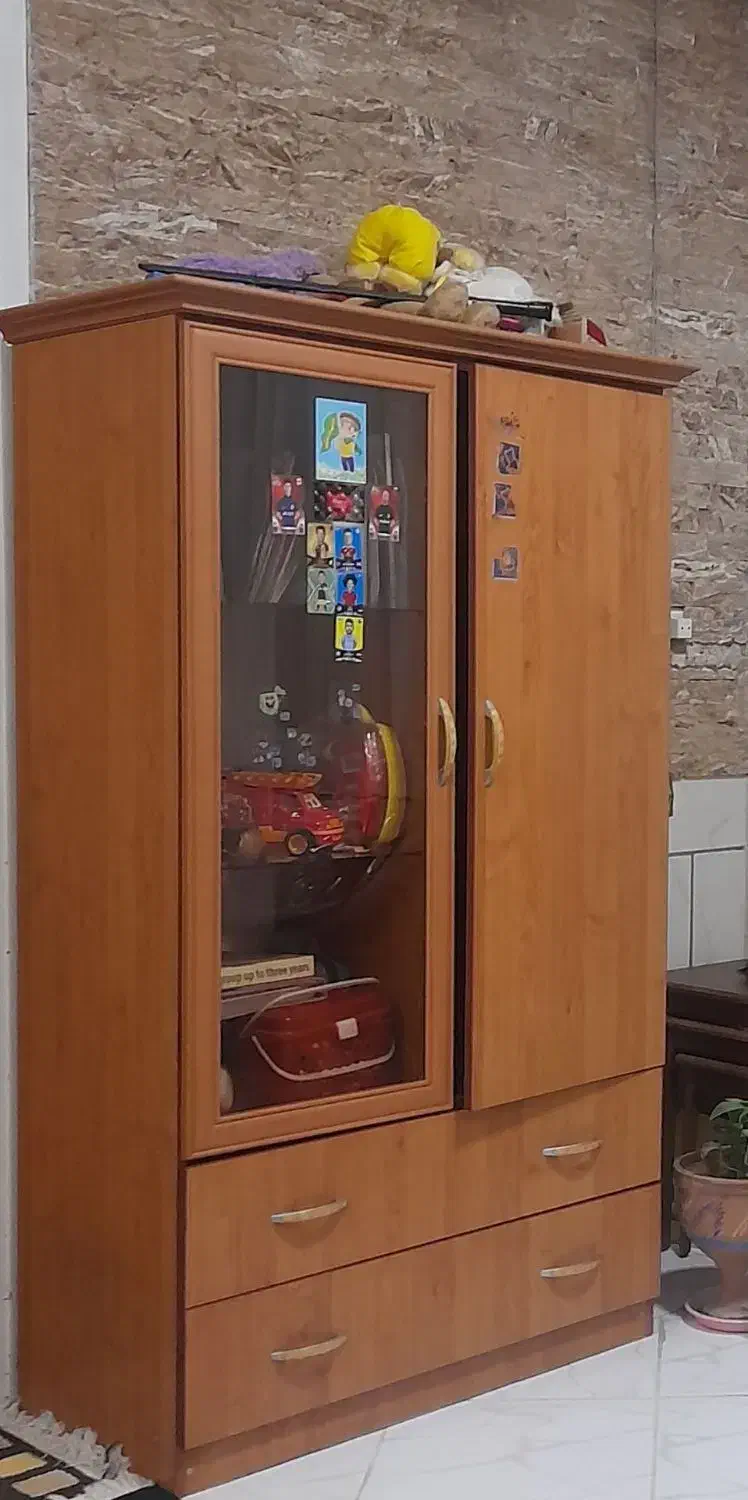 کمد جنس چوب محکم|جاکفشی، کمد، دراور|شهرکرد, |دیوار