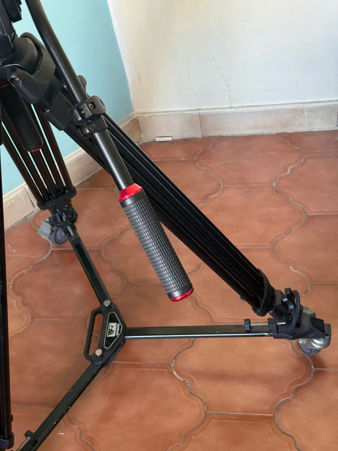 سه پایه حرفه ای کینگ جوی|دوربین عکاسی و فیلمبرداری|تهران, ایوانک|دیوار