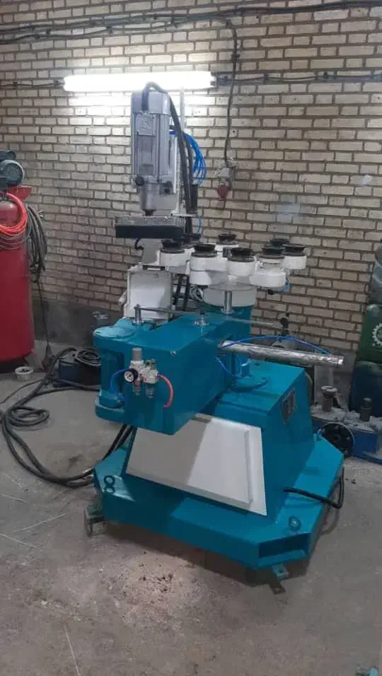 استخدام کارگر شیشه بری|استخدام صنعتی، فنی، مهندسی|تهران, قناتکوثر|دیوار