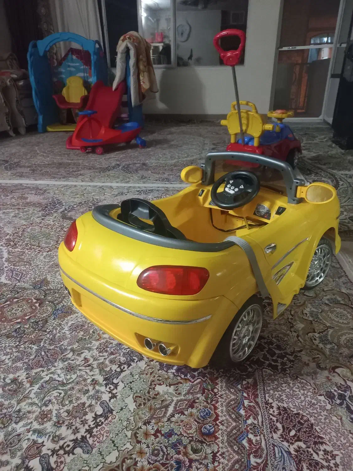 ماشین شارژی|اسباببازی بچه|گلپایگان, |دیوار