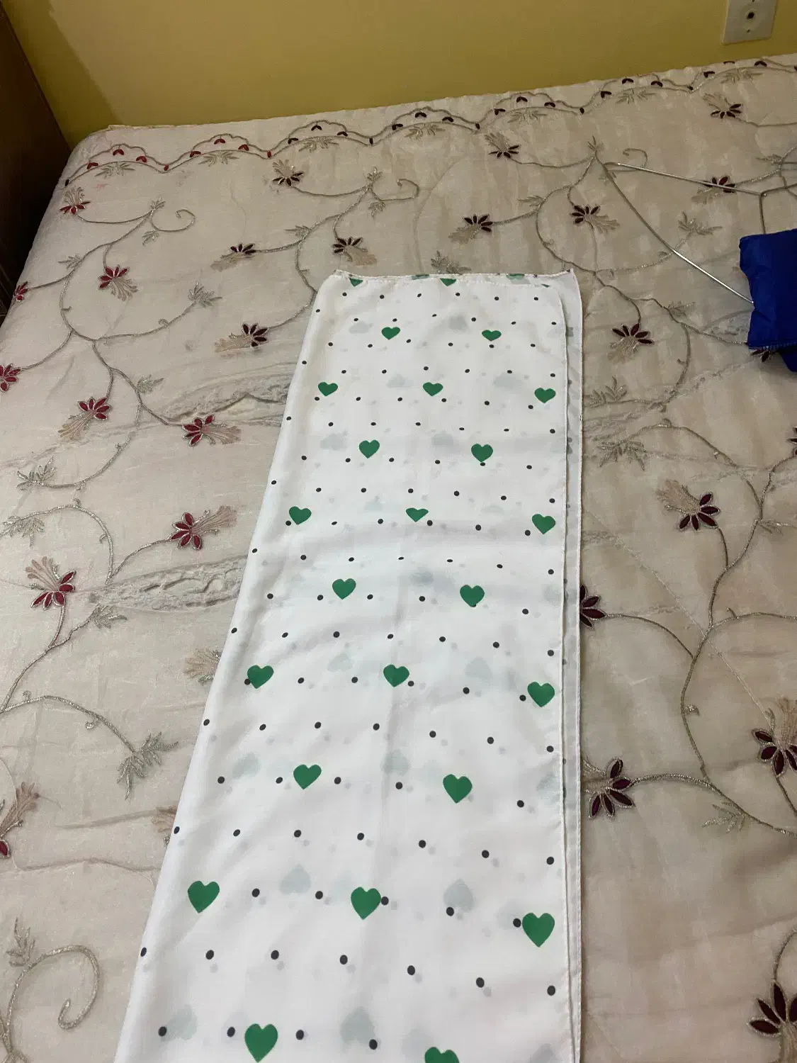 دو عدد شال کاملا نو|لباس|سبزوار, توحیدشهر|دیوار