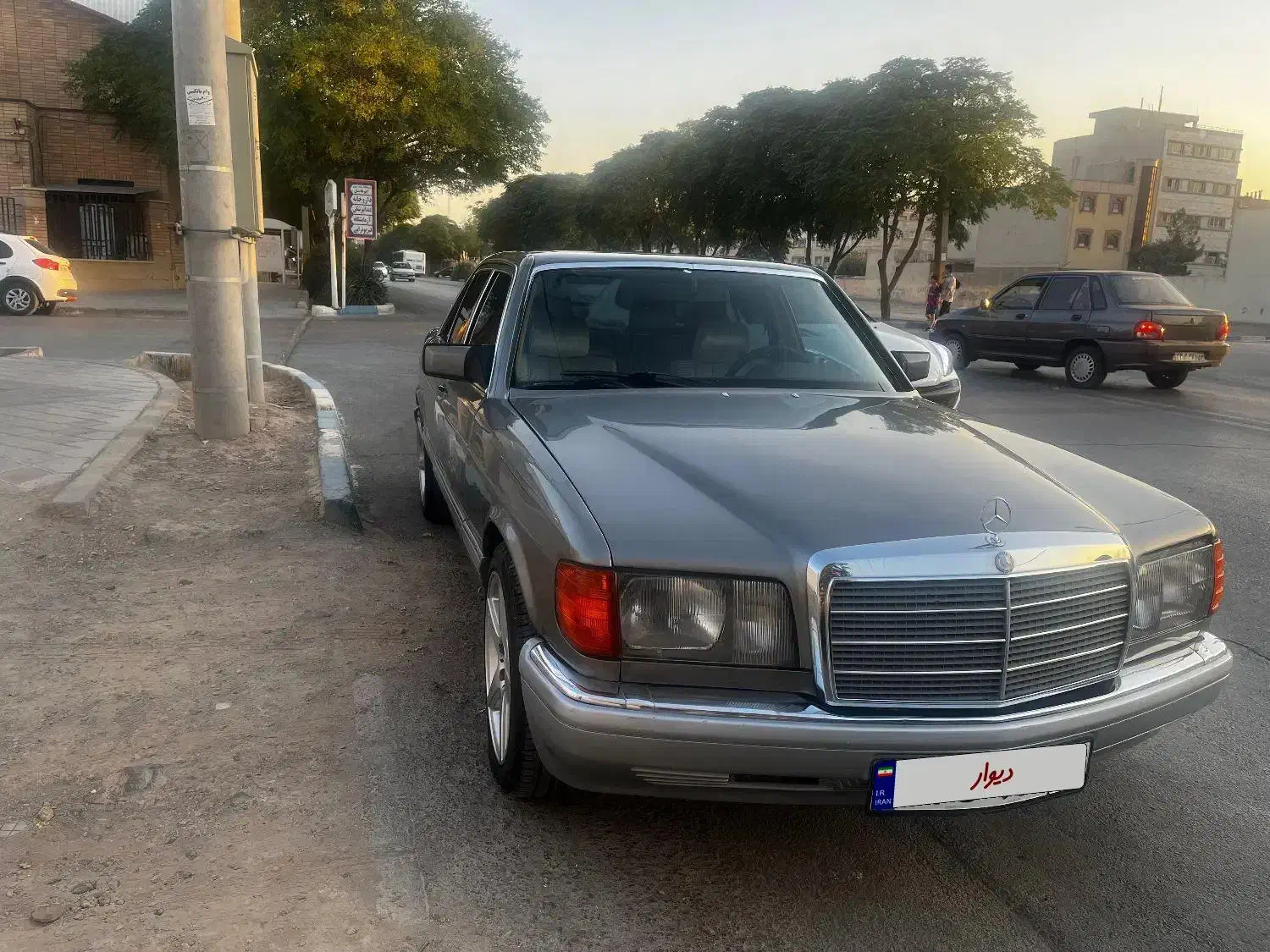 بنز کلاسیک ۳۰۰|خودرو کلاسیک|شاهین‌شهر, خانه کارگر|دیوار