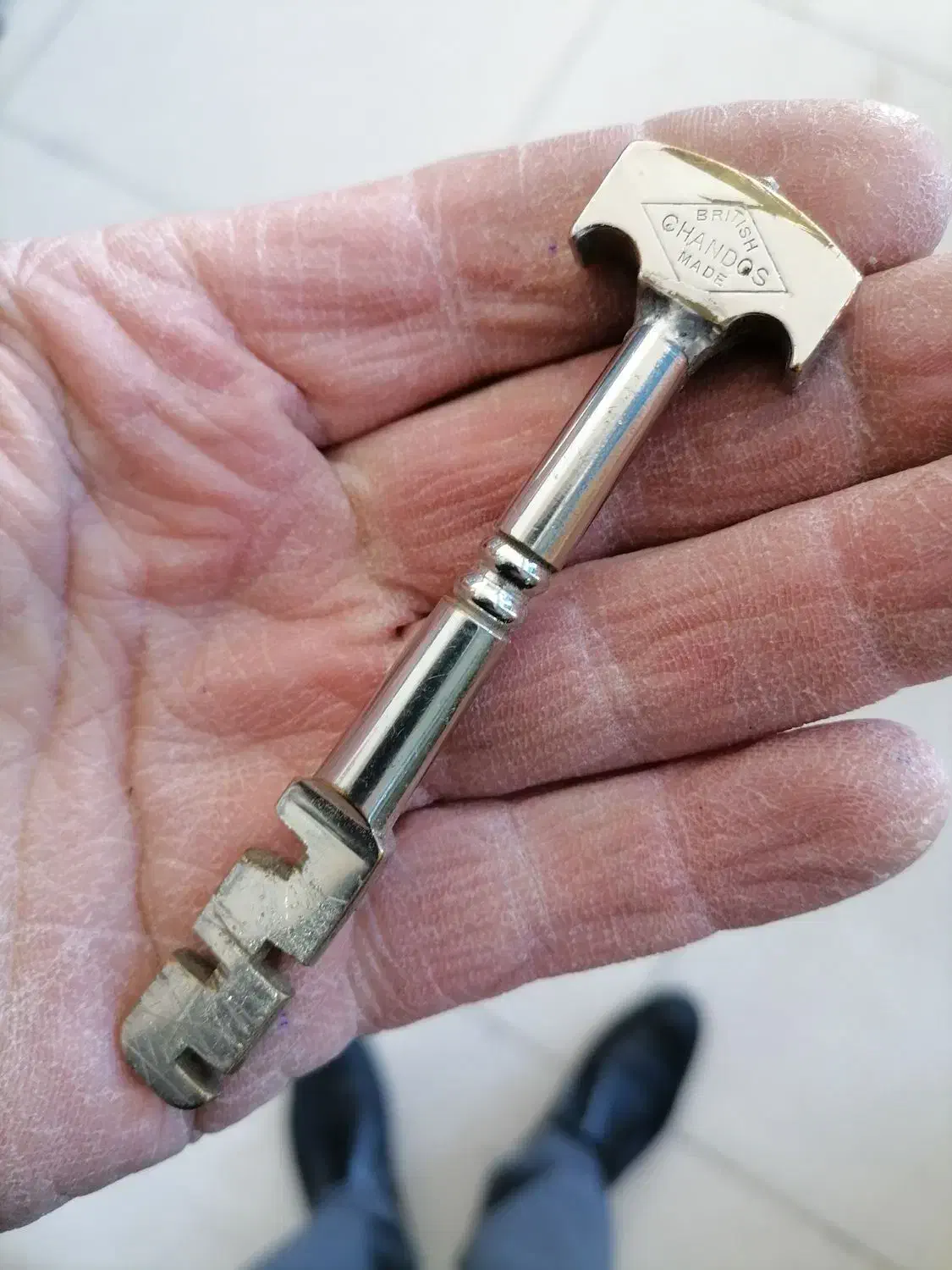 جاباروتی|کلکسیون اشیاء عتیقه|شهرکرد, |دیوار