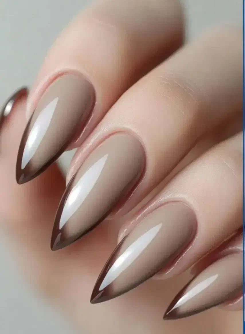 اجاره لاین ناخن و مژه و انجام خدمات زیبایی|خدمات آرایشگری و زیبایی|مشهد, نوید|دیوار