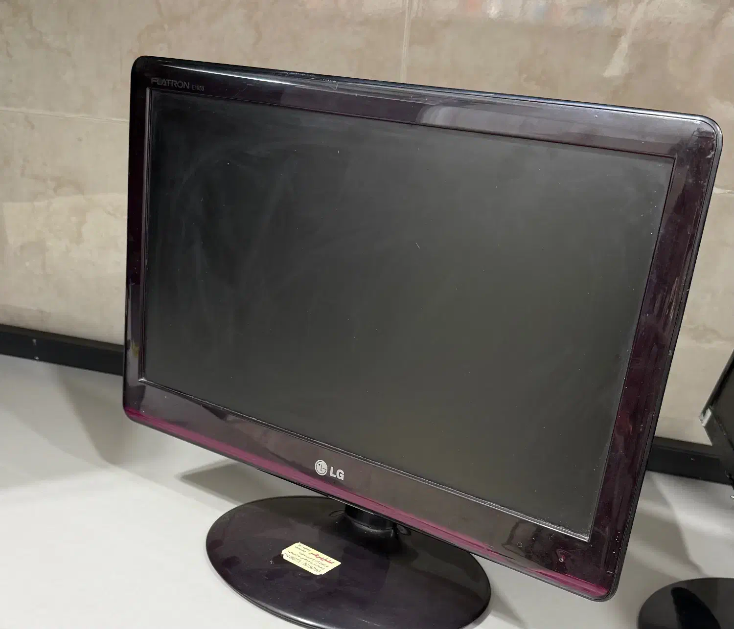 مانیتور LG|قطعات و لوازم جانبی رایانه|قائم‌شهر, |دیوار