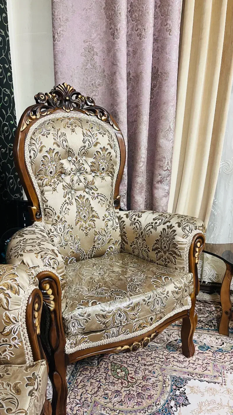 فروش مبل سلطنتی هفت نفره صندلی راک|مبلمان خانگی و میز عسلی|دماوند, گیلاوند|دیوار