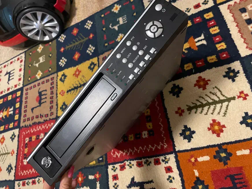 دستگاه ضبط دوربین مداربسته|دوربین مداربسته|لاهیجان, حزین|دیوار