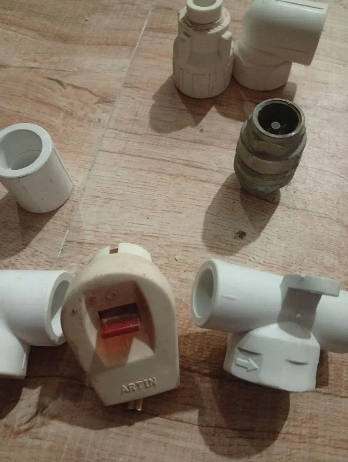 تعمیرات لوله کشی،برق کاری، جوشکاری در منزل|خدمات پیشه و مهارت|برازجان, |دیوار