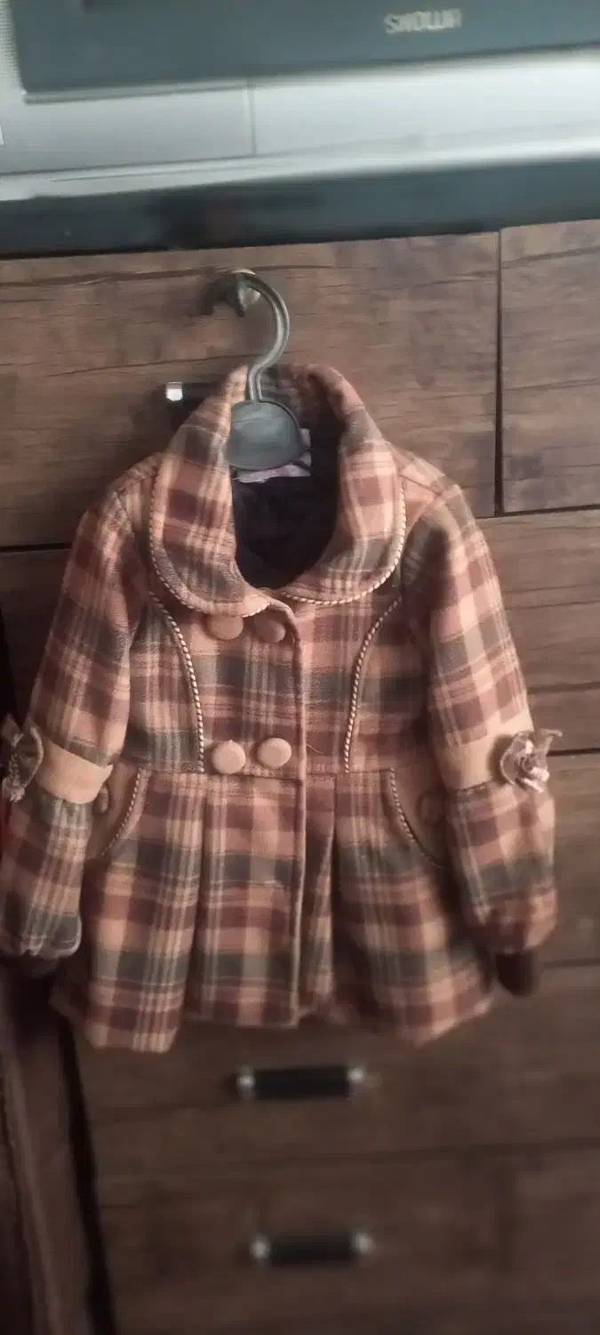 پوشاک بچه گانه و فرم مدرسه شاهد|کفش و لباس بچه|زابل, |دیوار