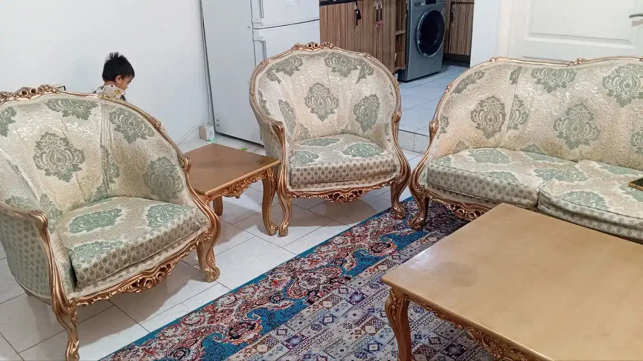 مبلمان کلاسیک 7نفره استیل چوبی لگنی|مبلمان خانگی و میز عسلی|تهران, صادقیه|دیوار