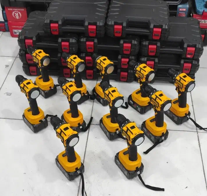 دریل شارژی ضد آب موتور براشلس بدون زغال دیوالت|ابزارآلات|اهواز, پردیس دو|دیوار