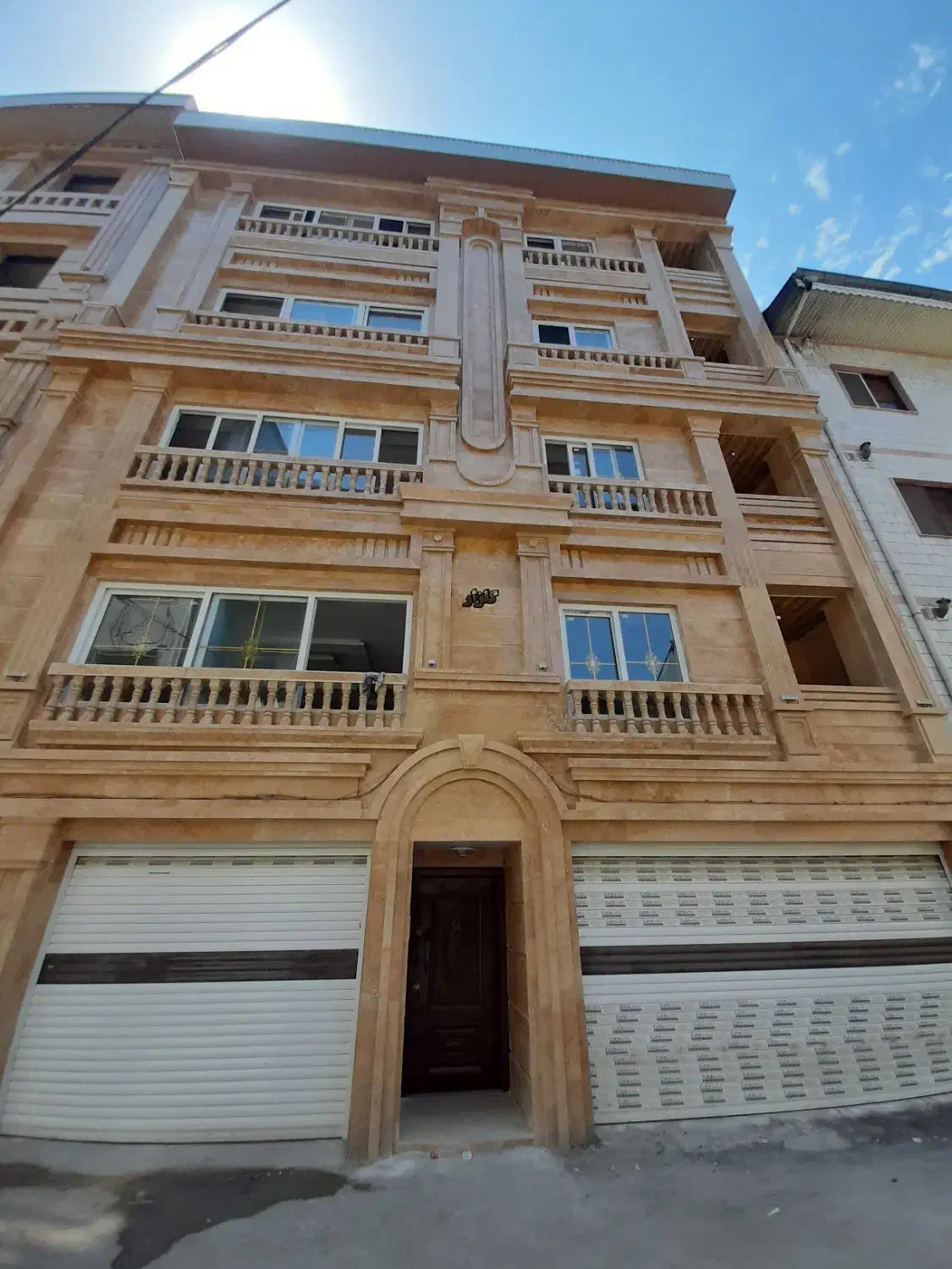 فروش ۱۸۶ متر / تک واحد / مابین (فلکه گاز و نامجو)|فروش آپارتمان|رشت, نامجو|دیوار