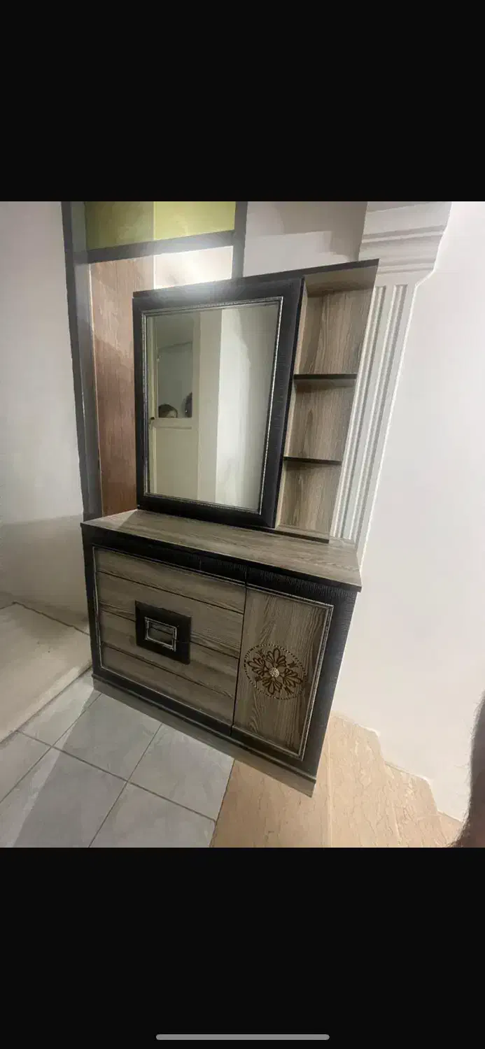 میز آرایش|تخت و سرویس خواب|نوشهر, |دیوار