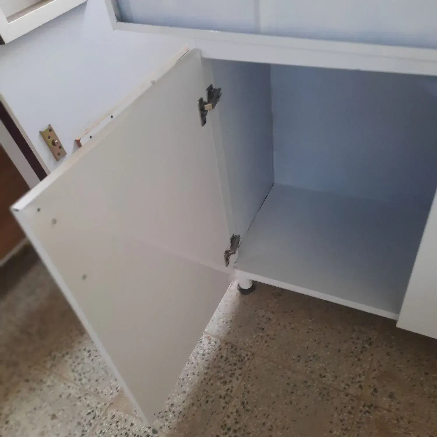 نصاب کابینت|خدمات پیشه و مهارت|کلاله, |دیوار