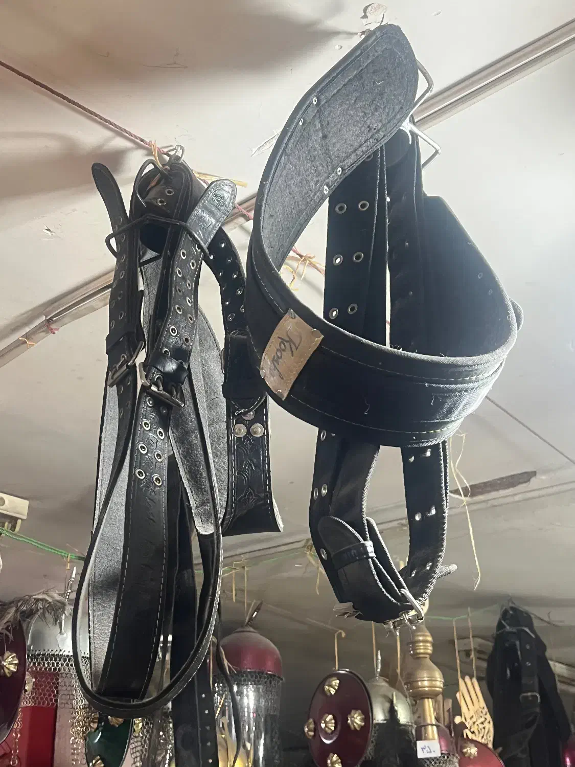 طبل و دوقول|درام و پرکاشن|تهران, باشگاه نفت|دیوار