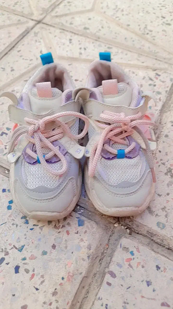 کفش بچگانه|کفش و لباس بچه|اسلام‌شهر, مظفریه|دیوار