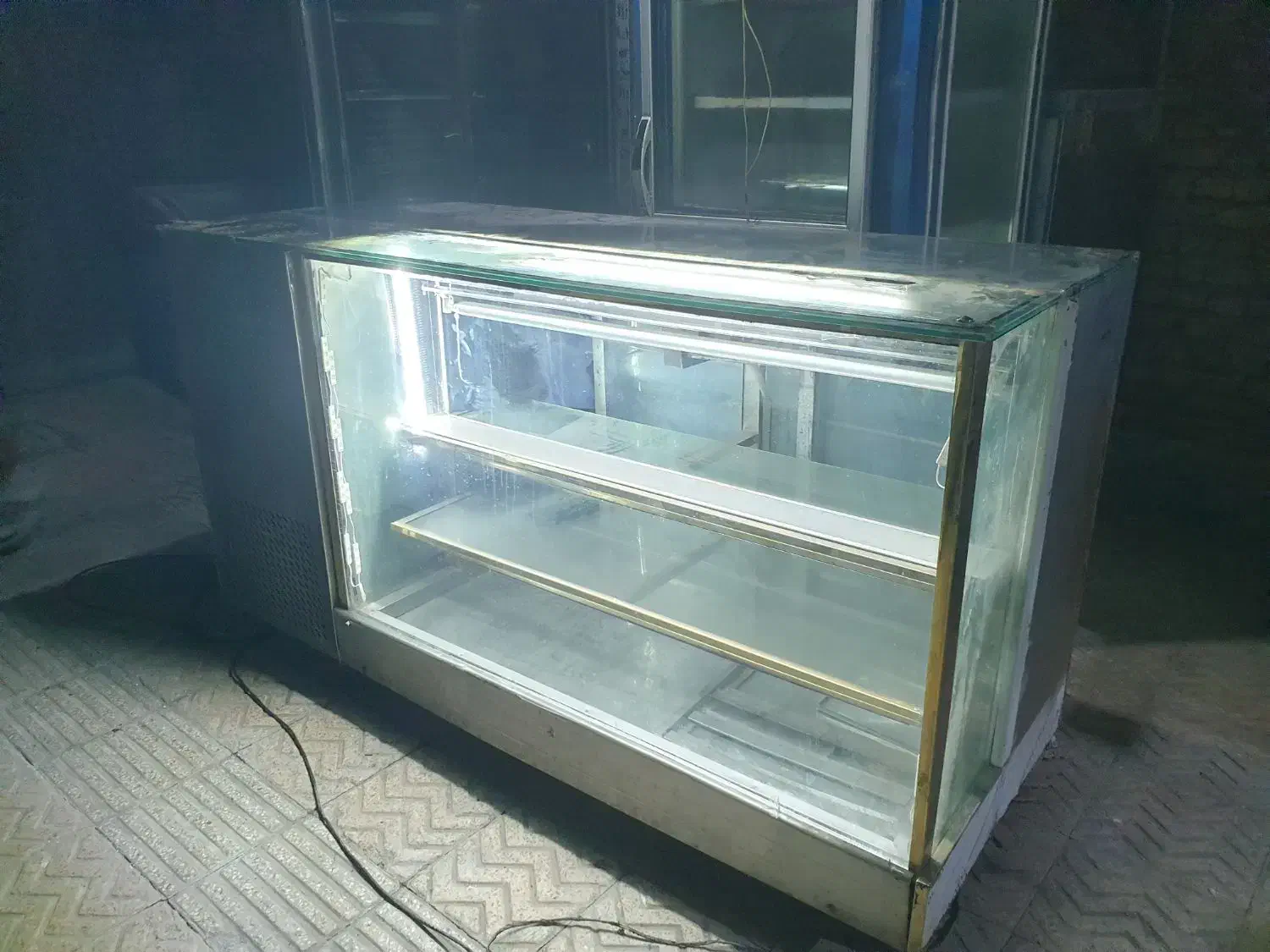 یخچال ویترینی.زیردخلی|یخچال و فریزر|تهران, مشیریه|دیوار