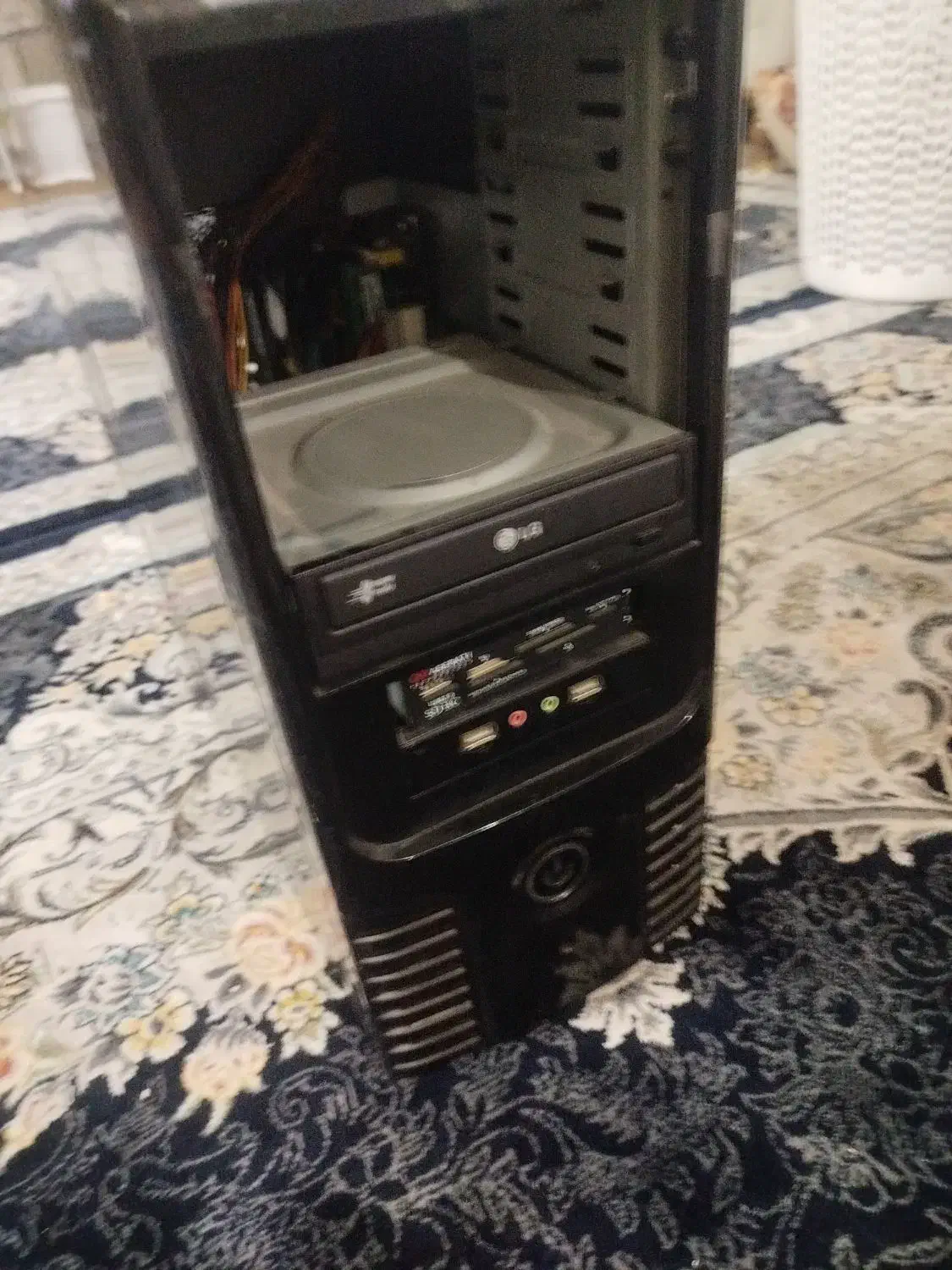 کیسLG|رایانه رومیزی|شاهینشهر, شهرک ردانی پور|دیوار