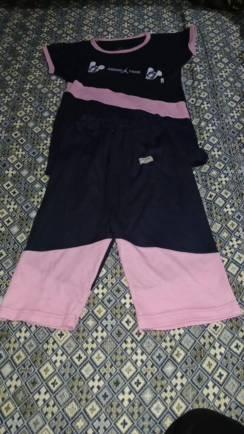 لباس زنانه|لباس|سلماس, |دیوار