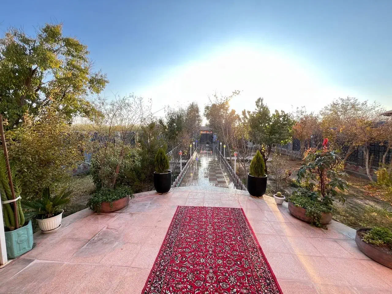 باغ ویلا استخردار در زردنجان|اجارهٔ کوتاهمدت ویلا و باغ|اصفهان, سرشبادران|دیوار