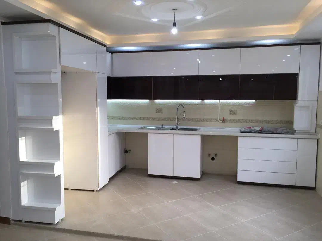 سویت پارکینگ دارمستقل فول امکانات مرکز شهر|فروش آپارتمان|لاهیجان, خمیر کلایه|دیوار