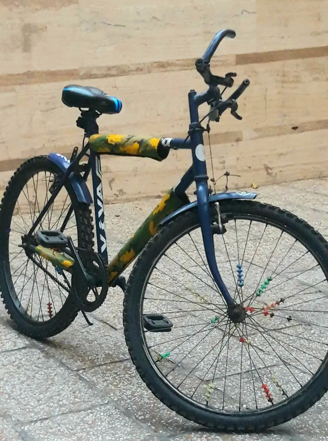 دوچرخه ۲۶ بدون دنده|دوچرخه، اسکیت، اسکوتر|اندیشه, اندیشه فاز ۱|دیوار