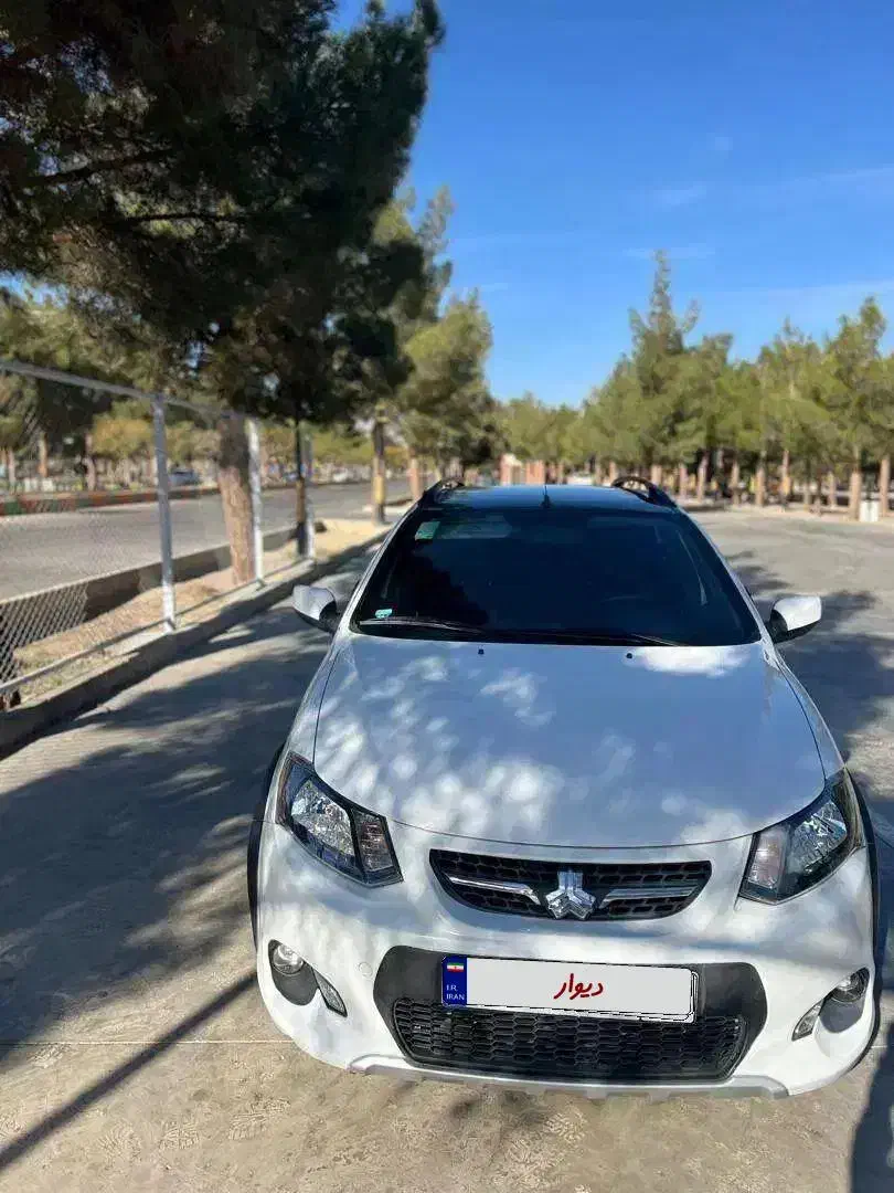 کوئیک .GxR.بسیار تمیز ..سقف مشکی سفید|خودرو سواری و وانت|دامغان, |دیوار