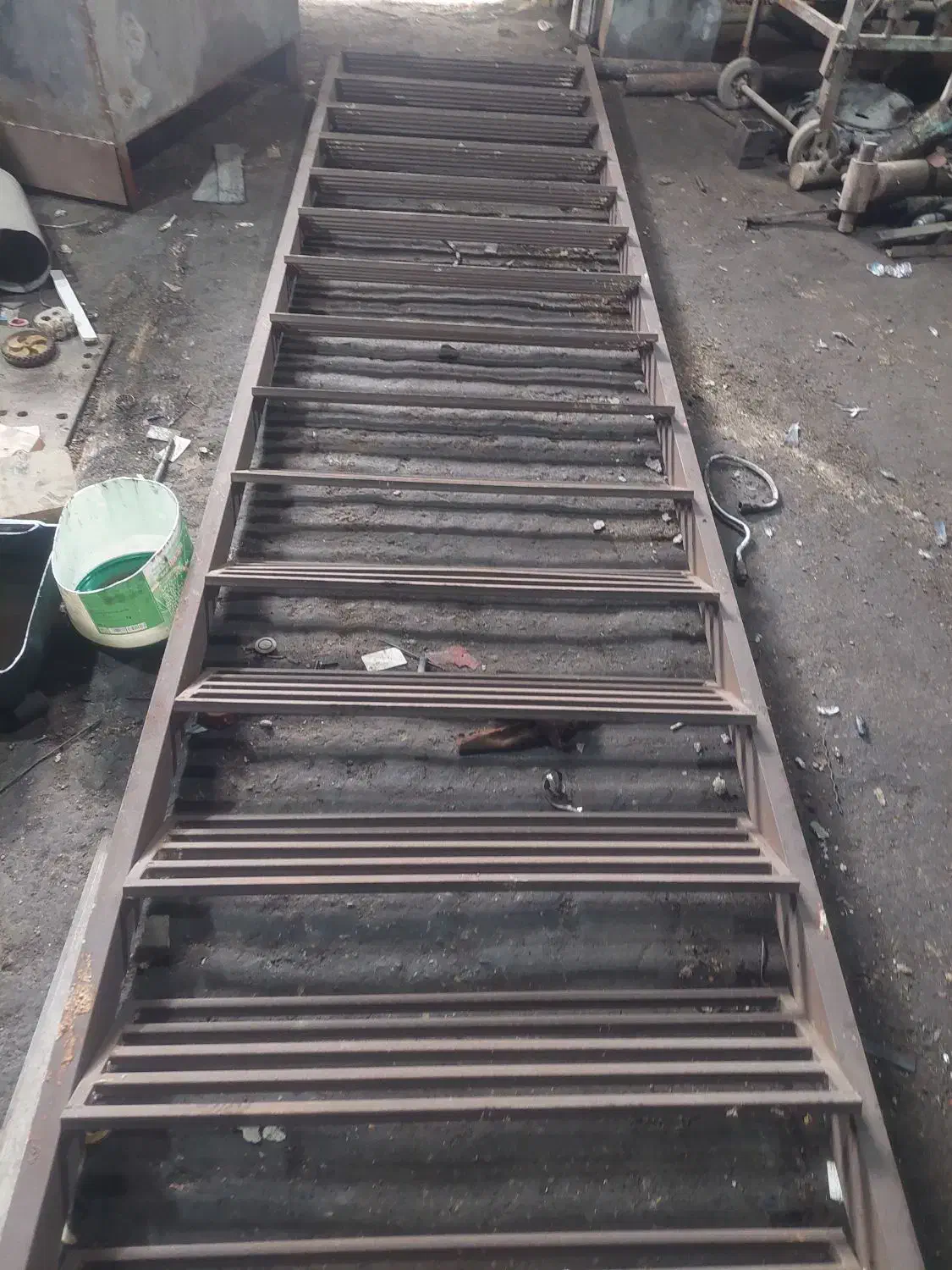 نردبان|مصالح و تجهیزات ساختمان|بندر ماهشهر, |دیوار