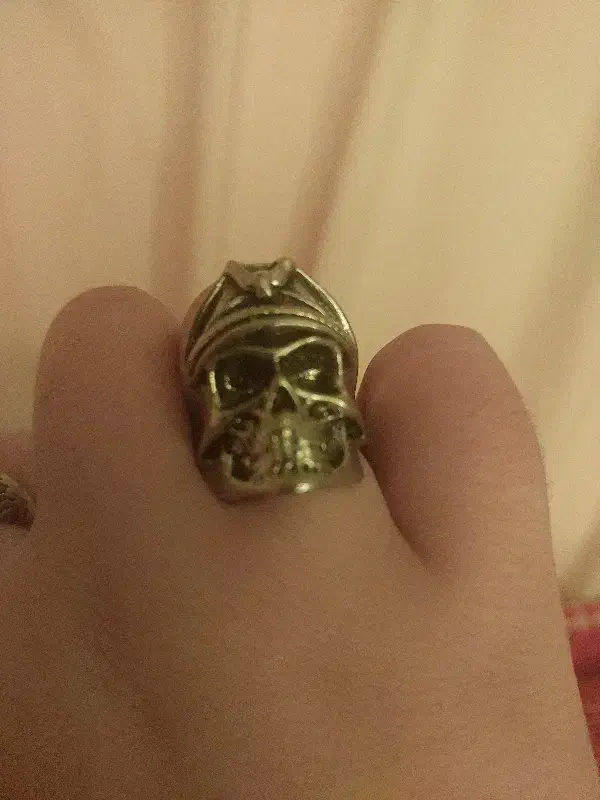 انگشتر اسکلتی|بدلیجات|رشت, چله خانه|دیوار