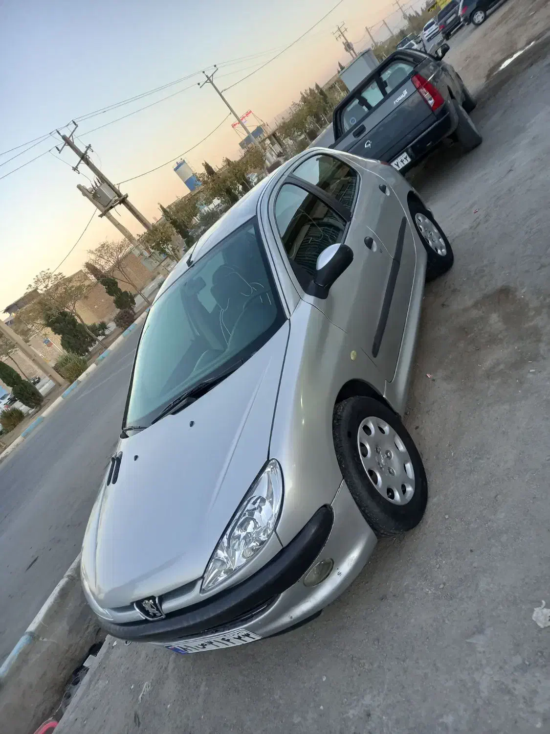 206مدل ۸۳تیپ۲|خودرو سواری و وانت|شاهین‌شهر, گرگاب|دیوار