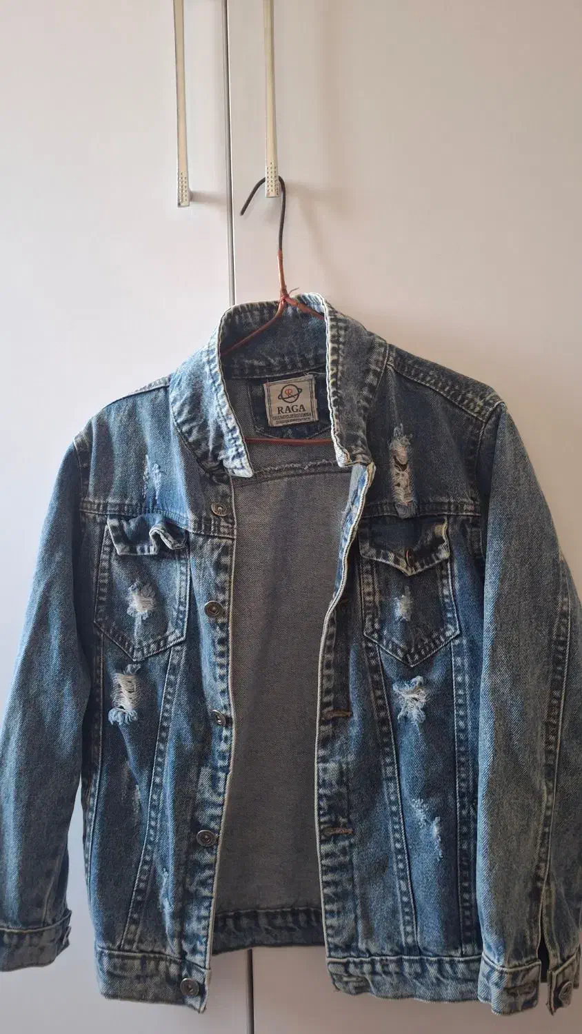 کت و شلوار لی و کاپشن|کفش و لباس بچه|صومعهسرا, |دیوار