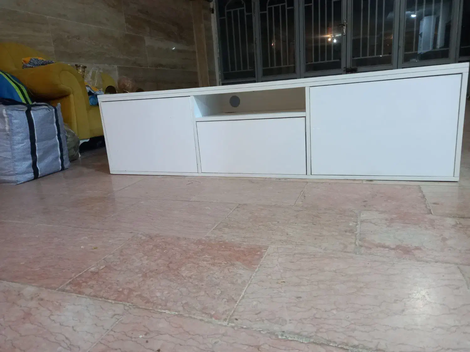 میز تلویزیون هایکلاس درحد نو|میز تلویزیون|سراب, |دیوار