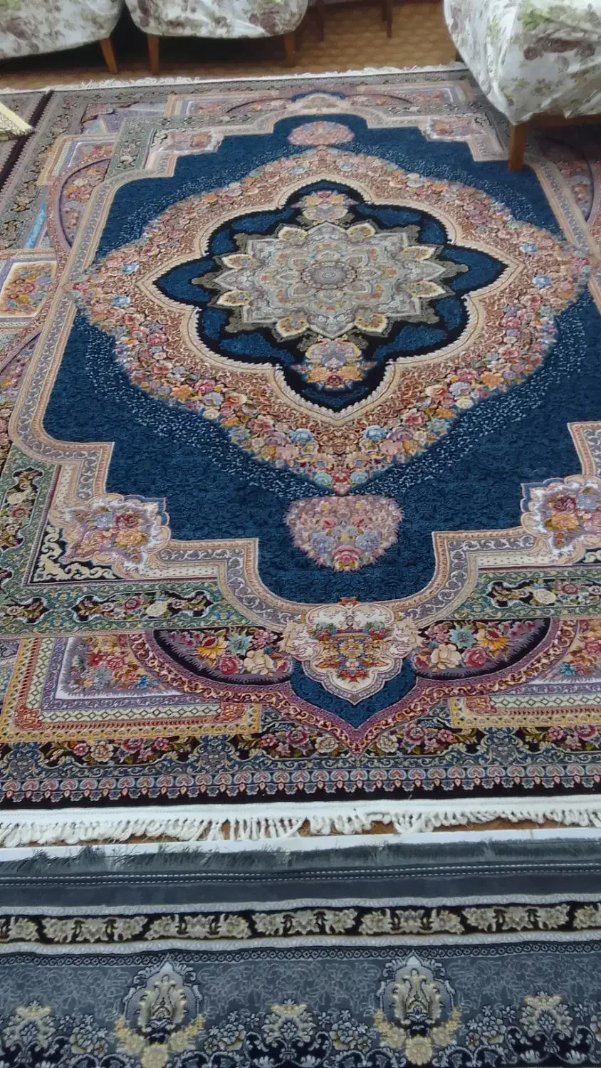 فرش ۱۲مترتک ۷۰۰شانه|فرش|بیرجند, |دیوار