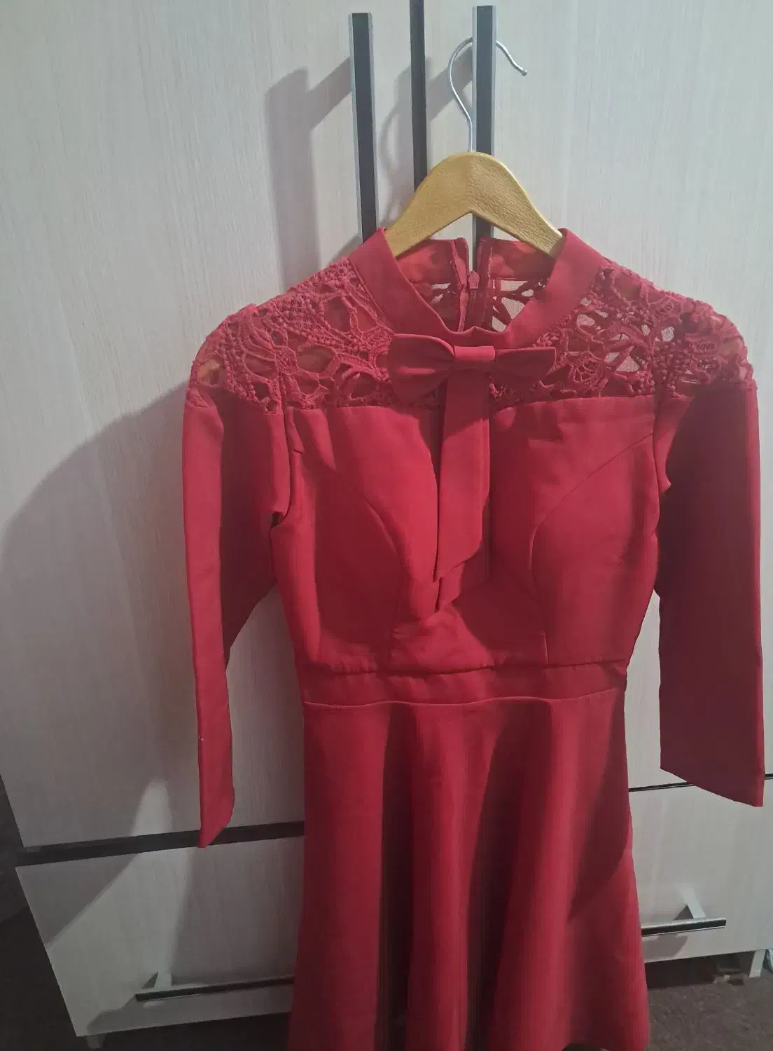 لباس مجلسی|لباس|رشت, جانبازان|دیوار